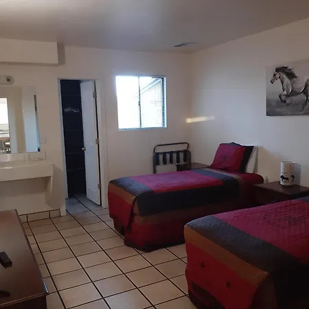 Stagecoach Suites