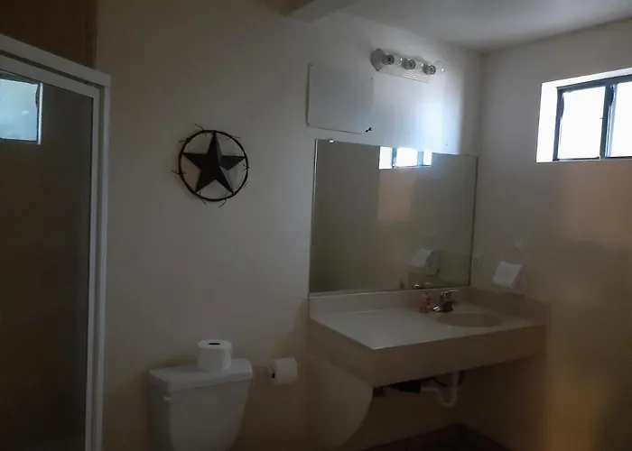 Stagecoach Hotel 4*